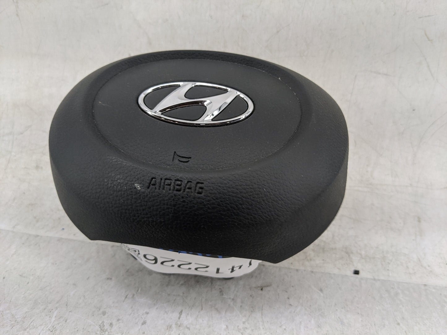 2020-2023 Hyundai Sonata Air Bag Driver Left Steering Wheel Mounted Fits Fits 2020 2021 2022 2023 OEM Used Auto Parts - Oemu