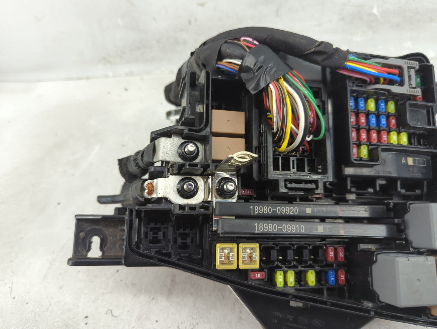 2020-2023 Hyundai Sonata Fusebox Fuse Box Panel Relay Module P/N:18980-09910 18980-09920 Fits Fits 2020 2021 2022 2023 OEM U