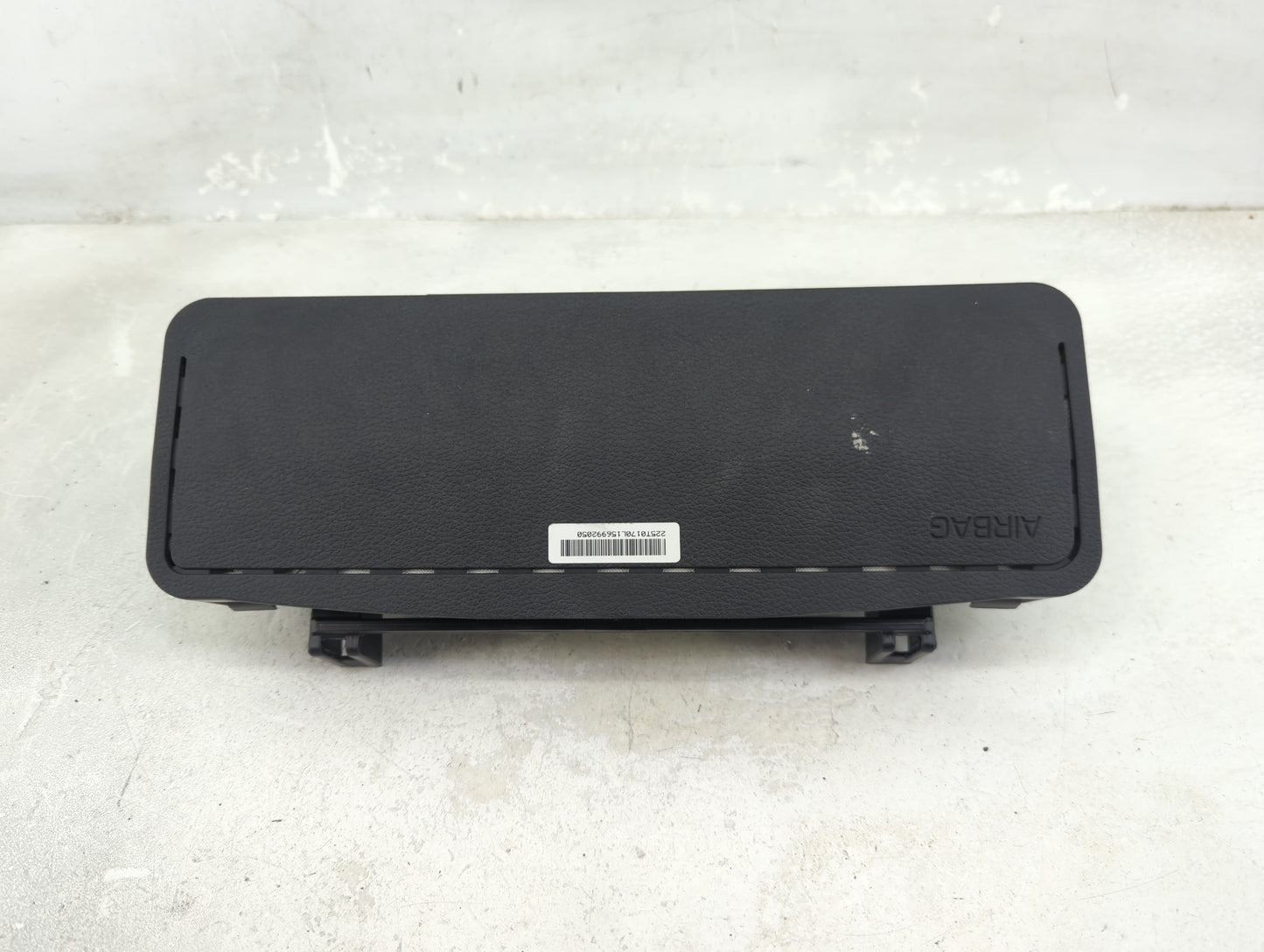 2020-2023 Hyundai Sonata Air Bag Passenger Right Knee OEM P/N:80200-L1000 Fits Fits 2020 2021 2022 2023 OEM Used Auto Parts 