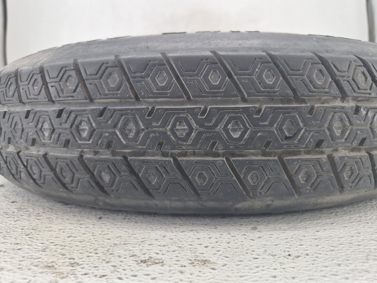 2015-2022 Hyundai Sonata Spare Donut Tire Wheel Rim Oem 1462477 - Oemusedautoparts1.com