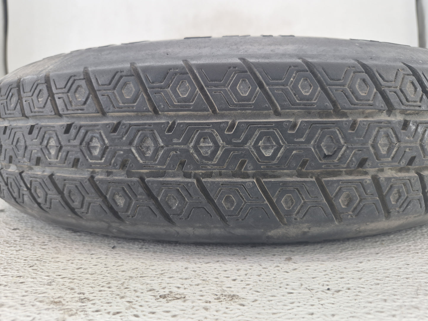 2015-2022 Hyundai Sonata Spare Donut Tire Wheel Rim Oem 1462477 - Oemusedautoparts1.com