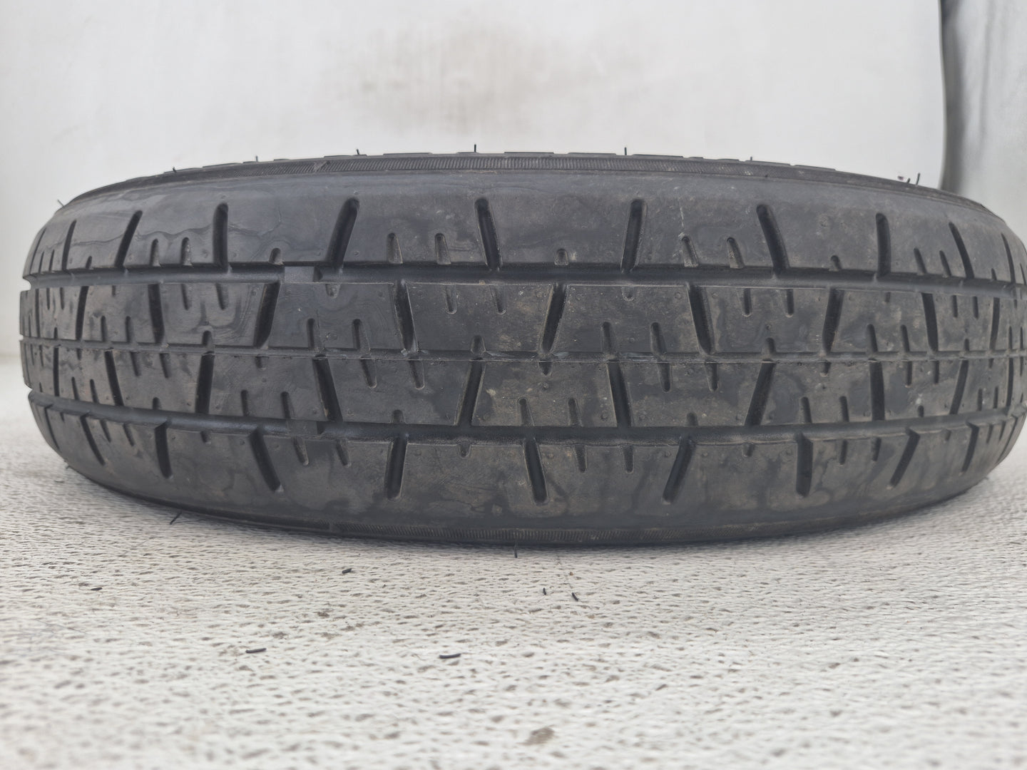 2015-2022 Hyundai Sonata Spare Donut Tire Wheel Rim Oem 1462478 - Oemusedautoparts1.com