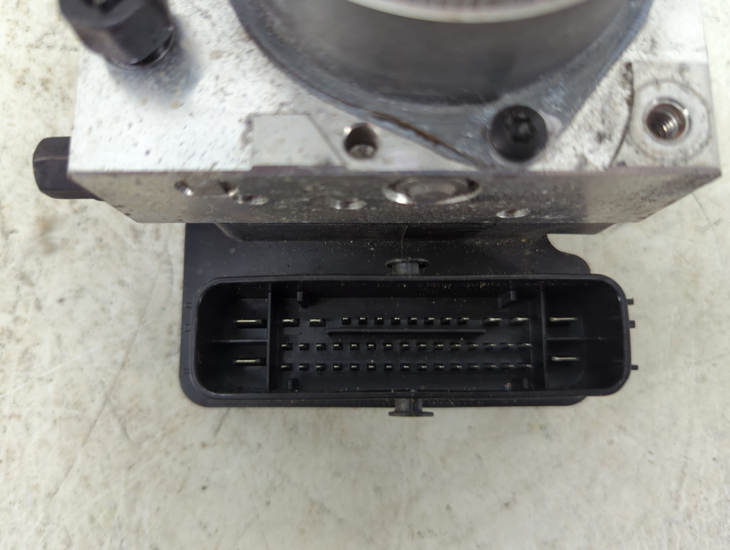 2020-2023 Hyundai Sonata ABS Pump Control Module Replacement P/N:58900-L0100 58910-L0100 Fits Fits 2020 2021 2022 2023 OEM U