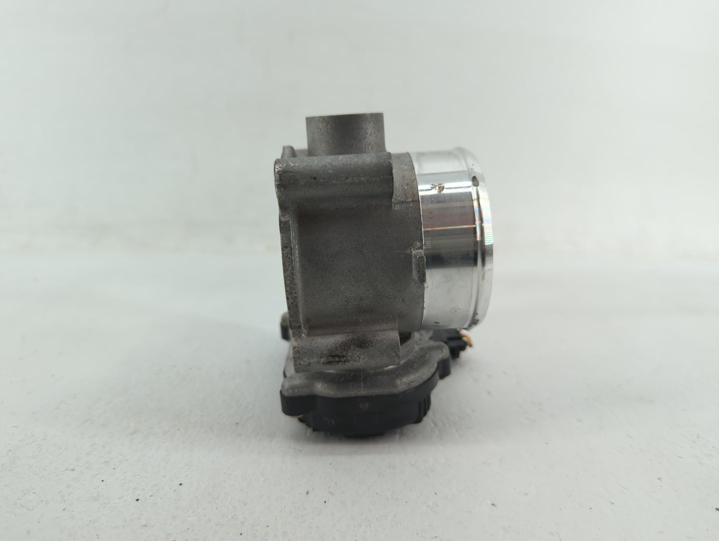 2020-2023 Hyundai Sonata Throttle Body P/N:35100-2S000 Fits Fits 2020 2021 2022 2023 OEM Used Auto Parts - Oemusedautoparts1