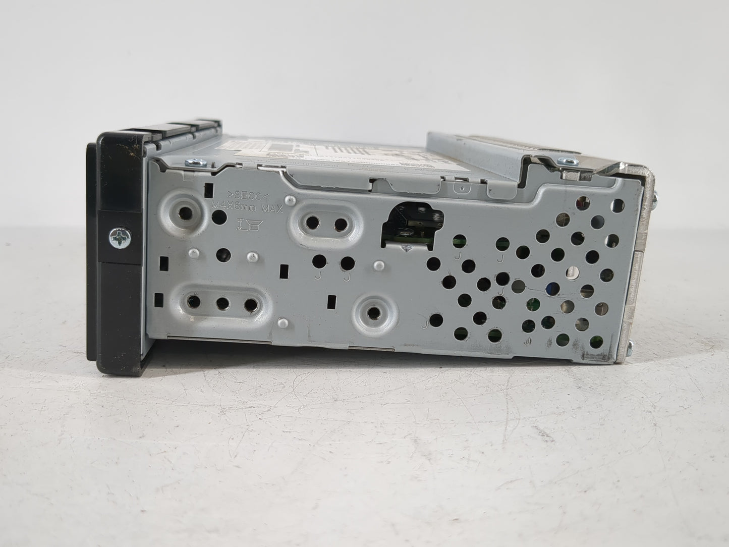 2022 Hyundai Tucson Radio AM FM Cd Player Receiver Replacement P/N:96160-CW010 Fits OEM Used Auto Parts - Oemusedautoparts1.