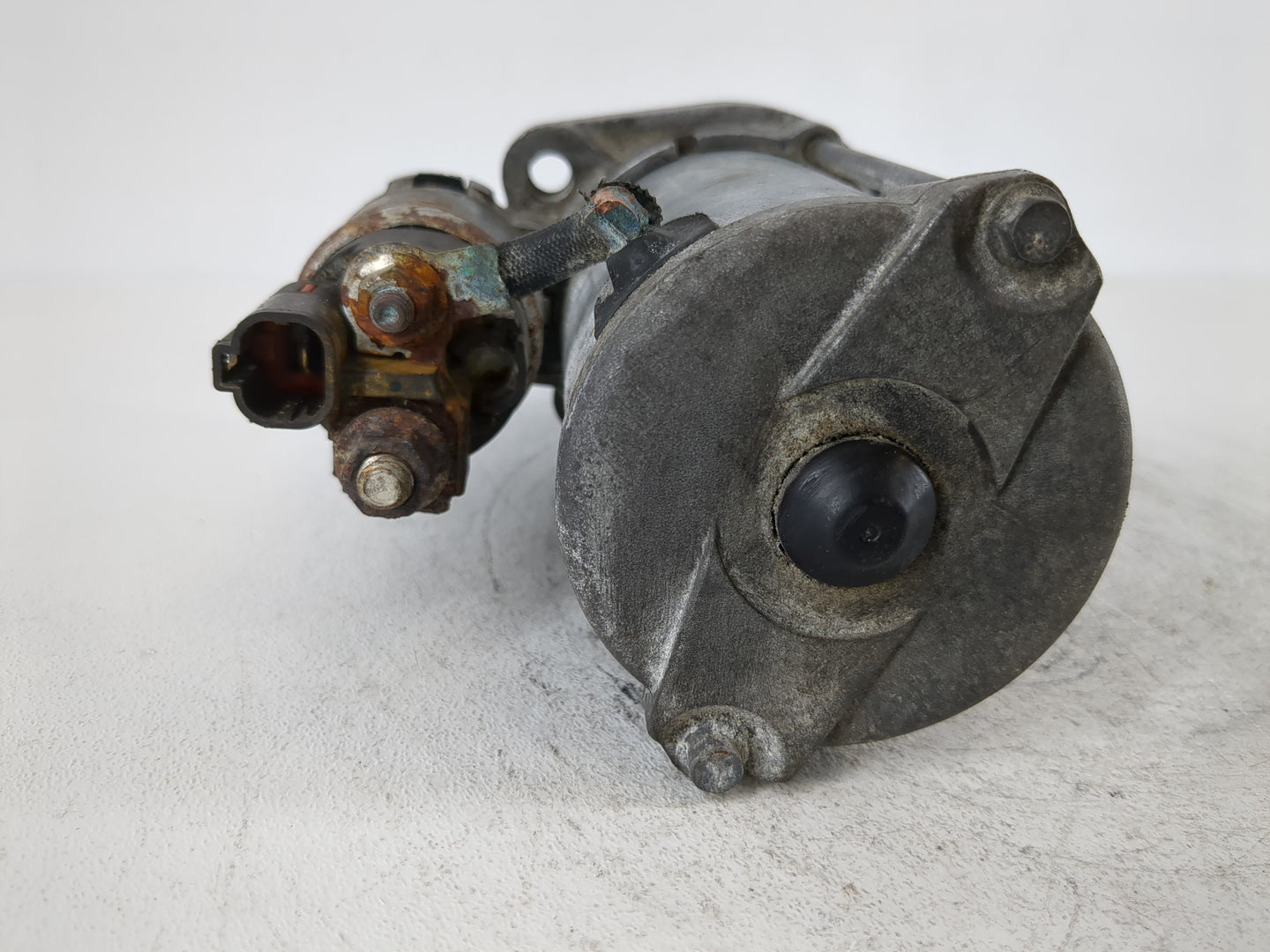 2022 Hyundai Tucson Car Starter Motor Solenoid OEM P/N:36100-2S010 Fits Fits 2020 2021 2023 OEM Used Auto Parts - Oemusedaut