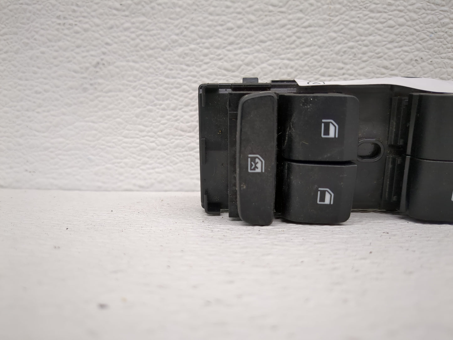 2022 Hyundai Tucson Master Power Window Switch Replacement Driver Side Left P/N:93571-N93004X Fits OEM Used Auto Parts - Oem