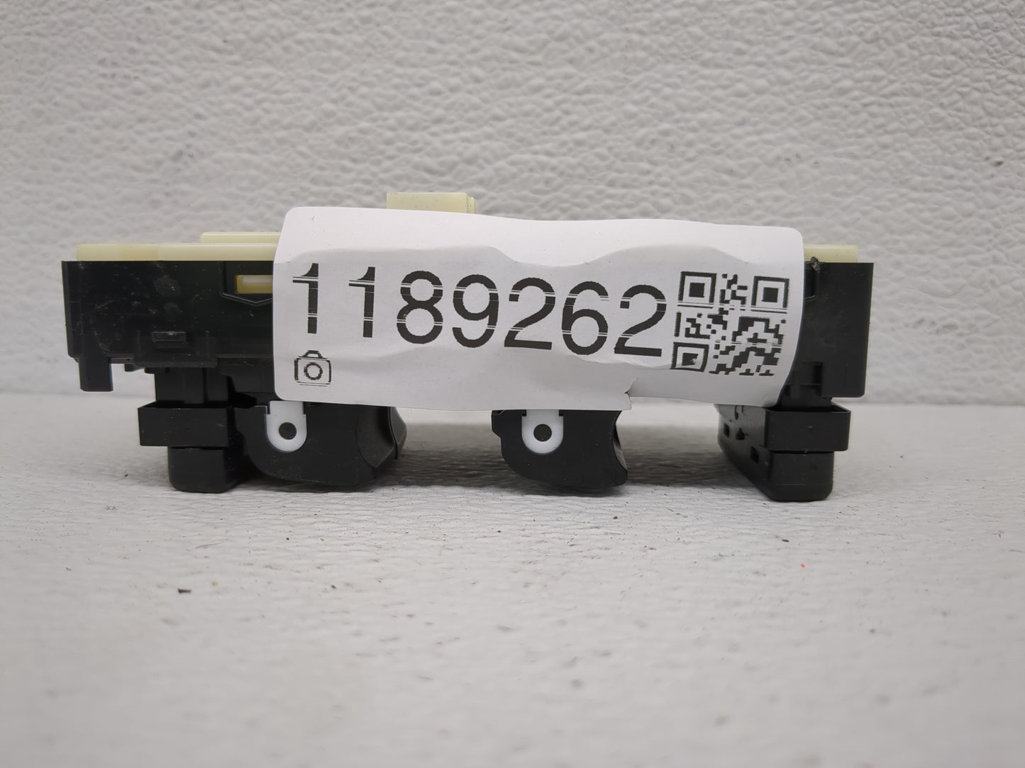 2022 Hyundai Tucson Master Power Window Switch Replacement Driver Side Left P/N:93571-N93004X Fits OEM Used Auto Parts - Oem