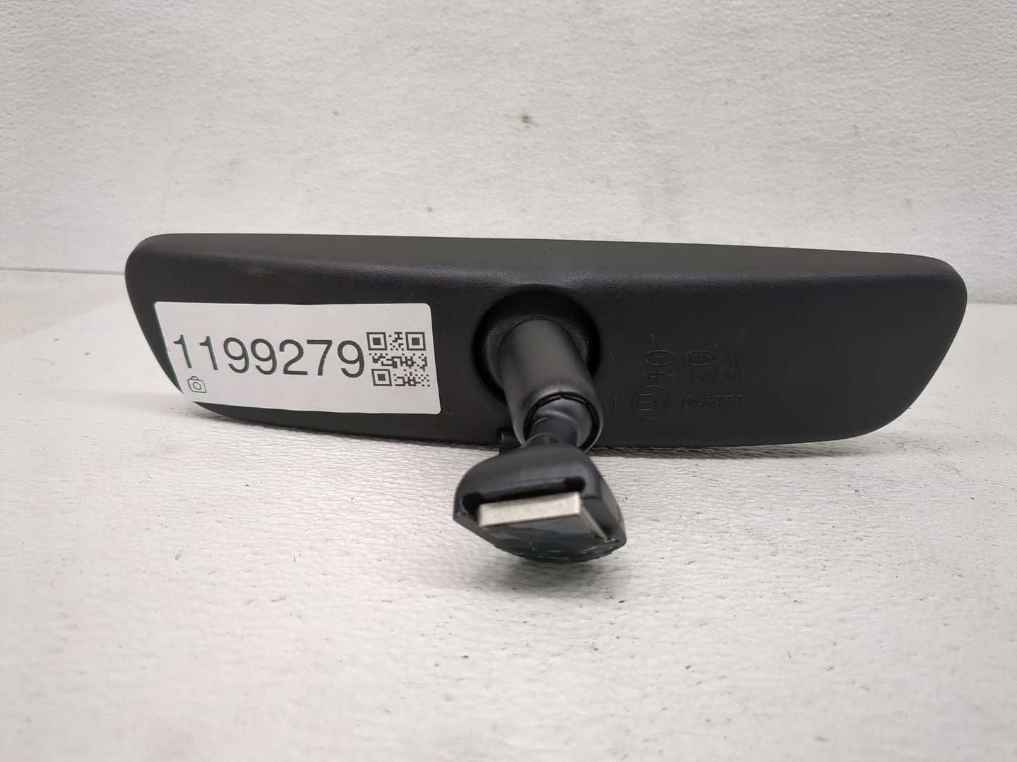 2022 Hyundai Tucson Interior Rear View Mirror Replacement OEM P/N:E11048973 Fits Fits 2020 2021 OEM Used Auto Parts - Oemuse