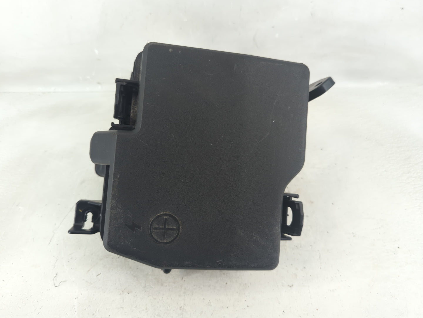 2022 Hyundai Tucson Fusebox Fuse Box Panel Relay Module P/N:91956-CW010 Fits OEM Used Auto Parts - Oemusedautoparts1.com