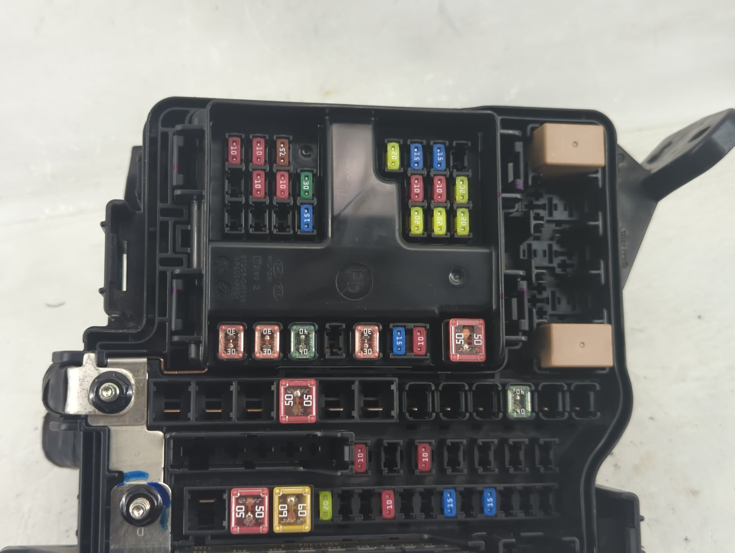 2022 Hyundai Tucson Fusebox Fuse Box Panel Relay Module P/N:91956-CW010 Fits OEM Used Auto Parts - Oemusedautoparts1.com