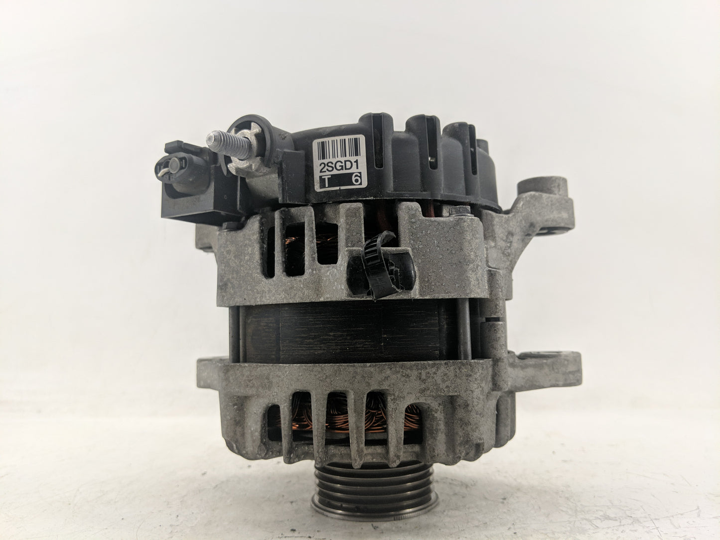 2022 Hyundai Tucson Alternator Replacement Generator Charging Assembly Engine OEM P/N:2723062 37300-22GD1 Fits Fits 2020 202