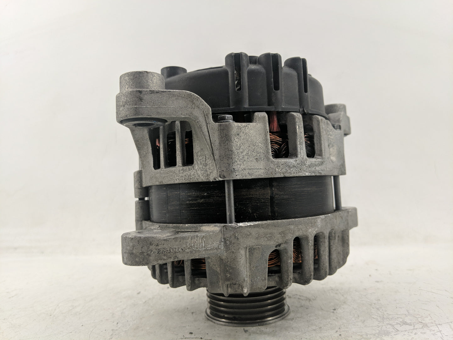 2022 Hyundai Tucson Alternator Replacement Generator Charging Assembly Engine OEM P/N:2723062 37300-22GD1 Fits Fits 2020 202