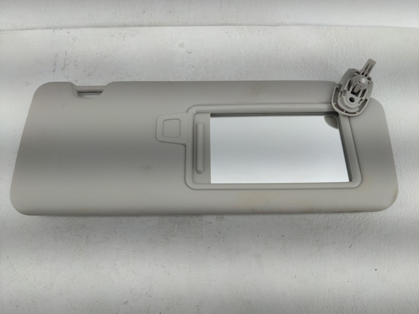 2022 Hyundai Tucson Sun Visor Shade Replacement Passenger Right Mirror Fits OEM Used Auto Parts - Oemusedautoparts1.com