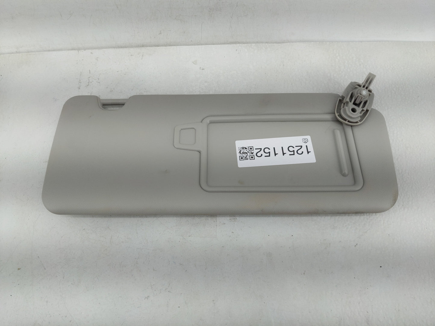 2022 Hyundai Tucson Sun Visor Shade Replacement Passenger Right Mirror Fits OEM Used Auto Parts - Oemusedautoparts1.com