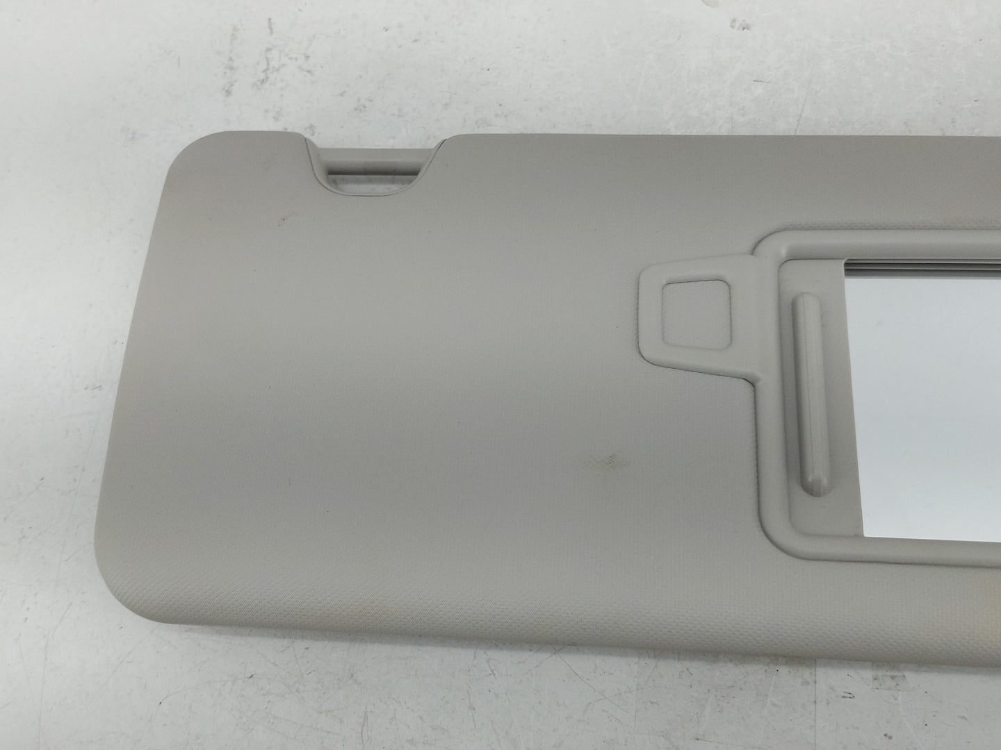 2022 Hyundai Tucson Sun Visor Shade Replacement Passenger Right Mirror Fits OEM Used Auto Parts - Oemusedautoparts1.com