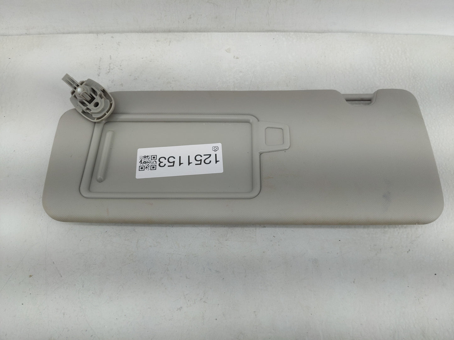 2022 Hyundai Tucson Sun Visor Shade Replacement Driver Left Mirror Fits OEM Used Auto Parts - Oemusedautoparts1.com
