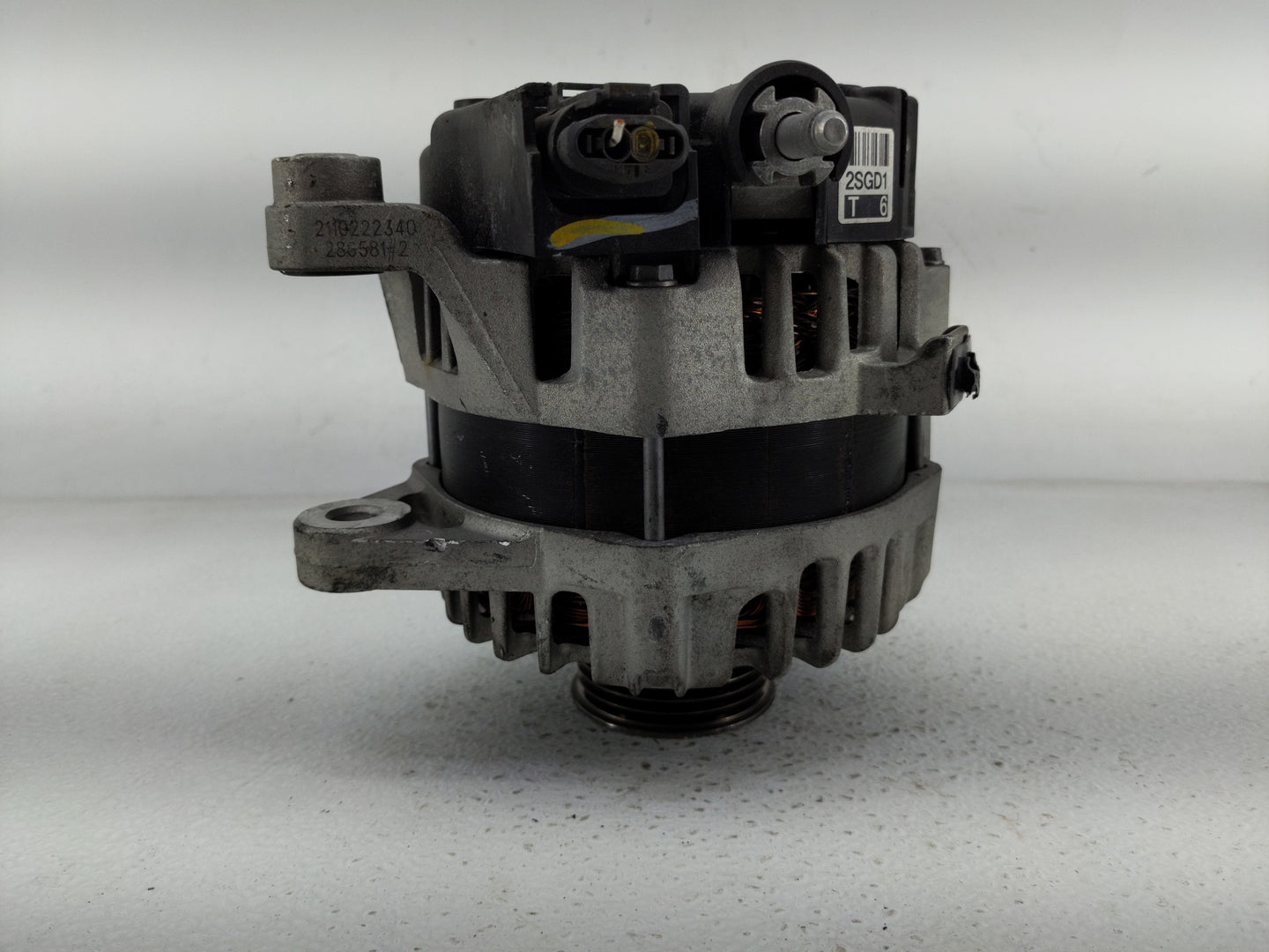 2022 Hyundai Tucson Alternator Replacement Generator Charging Assembly Engine OEM P/N:2723062 37300-22GD1 Fits Fits 2020 202