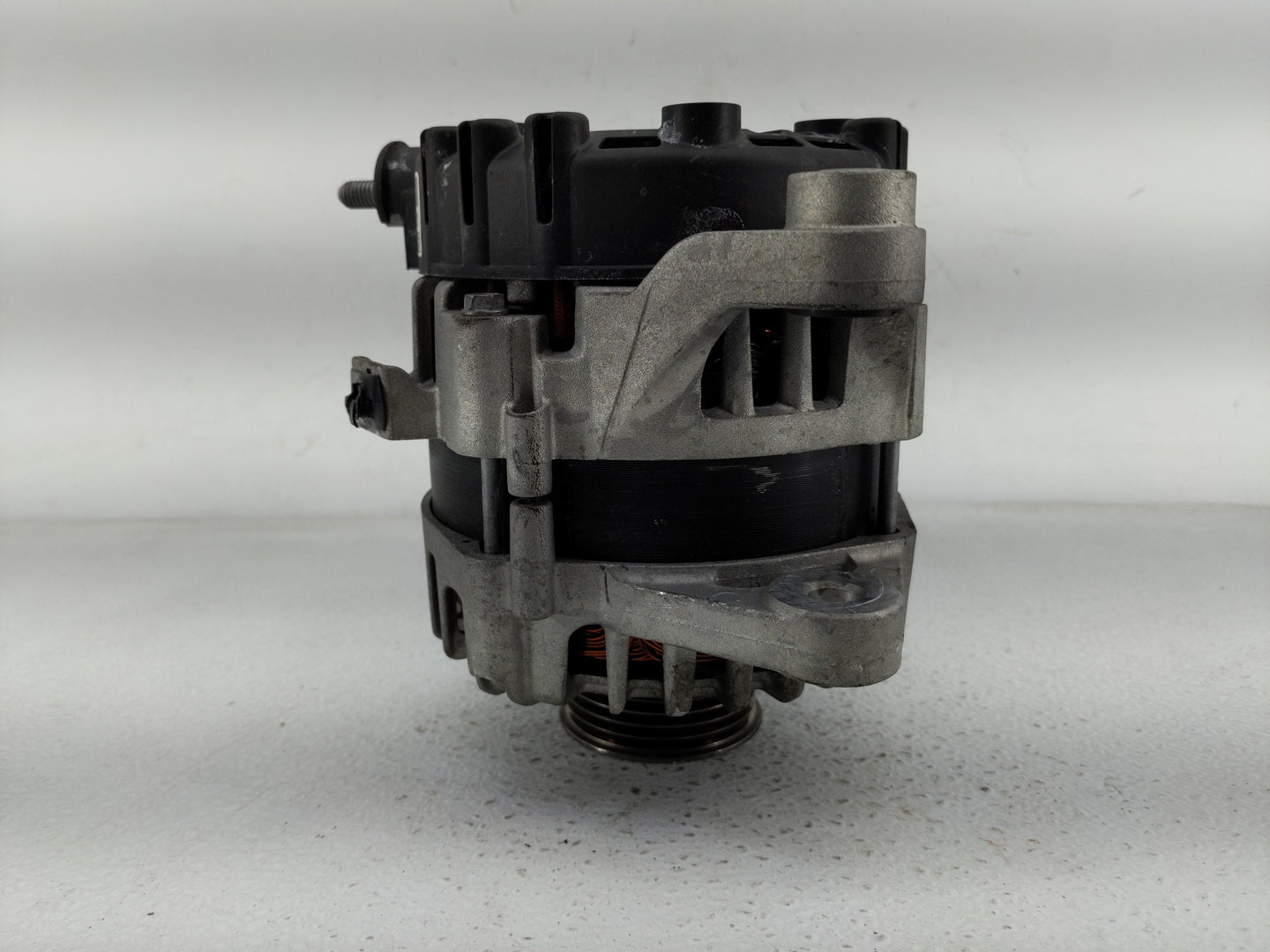 2022 Hyundai Tucson Alternator Replacement Generator Charging Assembly Engine OEM P/N:2723062 37300-22GD1 Fits Fits 2020 202