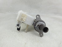 2022-2022 Hyundai Tucson Brake Master Cylinder 1310385 - Oemusedautoparts1.com