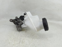 2022-2022 Hyundai Tucson Brake Master Cylinder 1311304 - Oemusedautoparts1.com