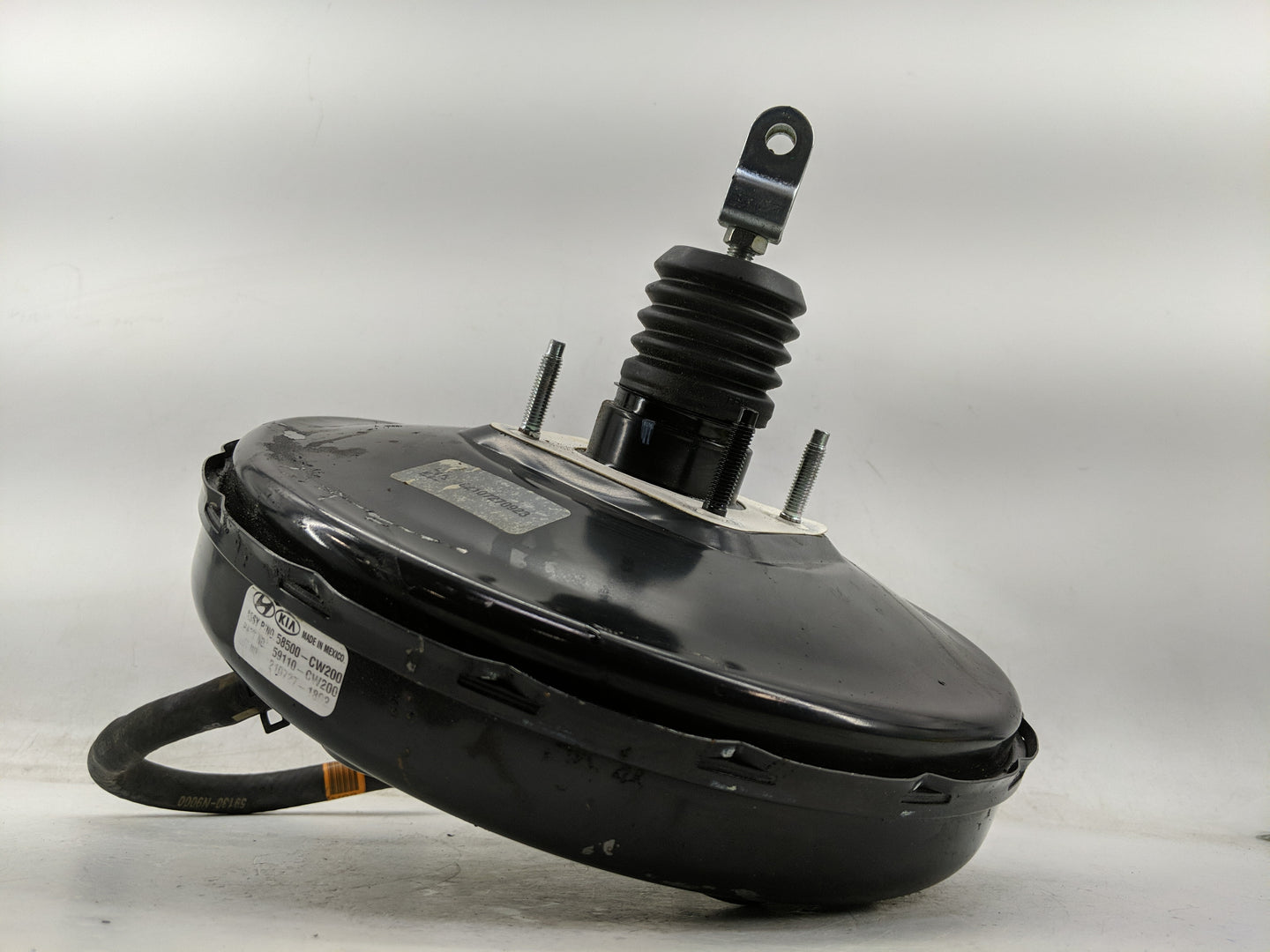 2022-2022 Hyundai Tucson Power Brake Booster Oem 1312637 - Oemusedautoparts1.com