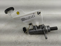 2022-2022 Hyundai Tucson Brake Master Cylinder 1313779 - Oemusedautoparts1.com