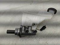 2022-2022 Hyundai Tucson Brake Master Cylinder 1313779 - Oemusedautoparts1.com