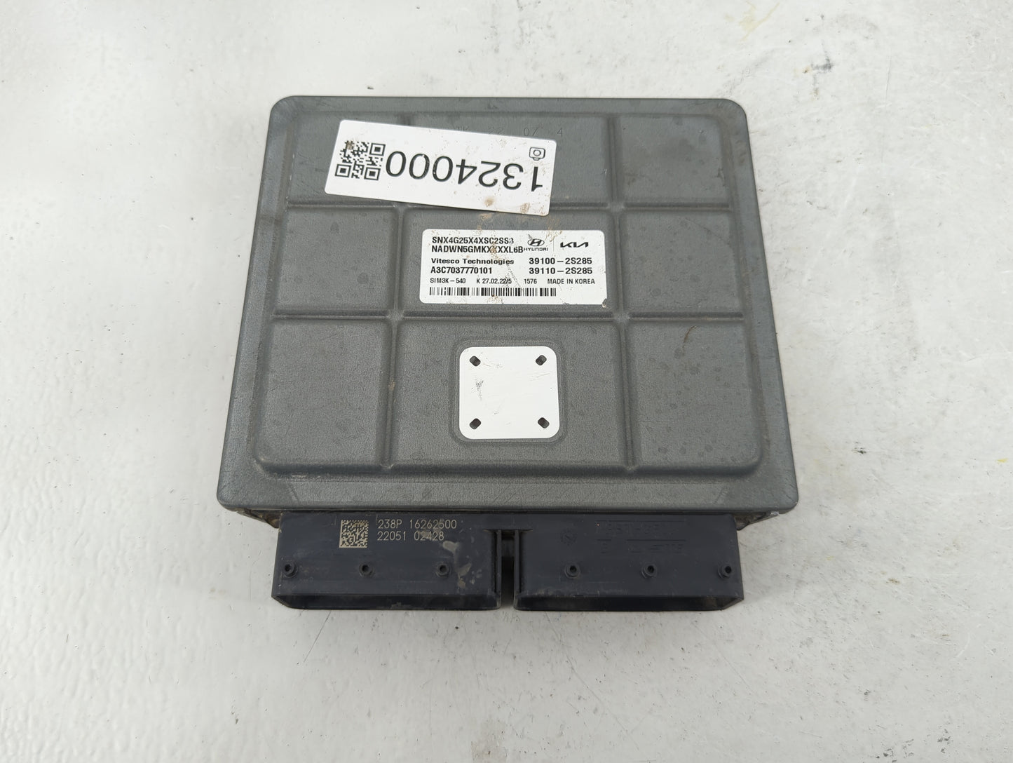 2022 Hyundai Tucson PCM Engine Control Computer ECU ECM PCU OEM P/N:39110-2S285 39100-2S285 Fits OEM Used Auto Parts - Oemus