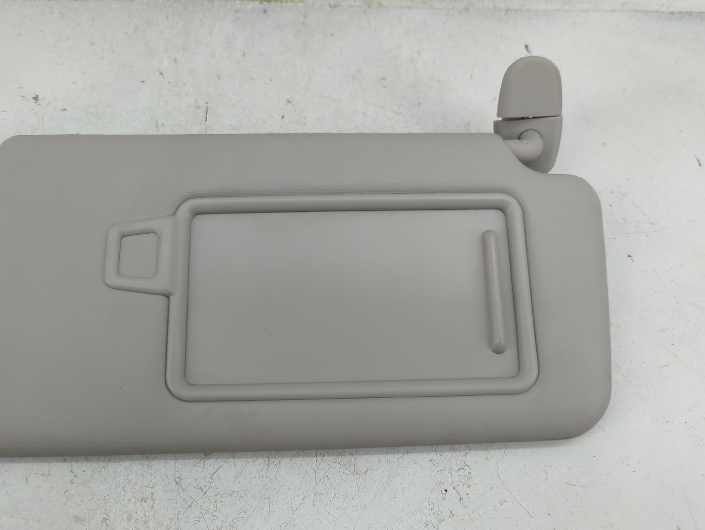 2022 Hyundai Tucson Sun Visor Shade Replacement Passenger Right Mirror Fits OEM Used Auto Parts - Oemusedautoparts1.com