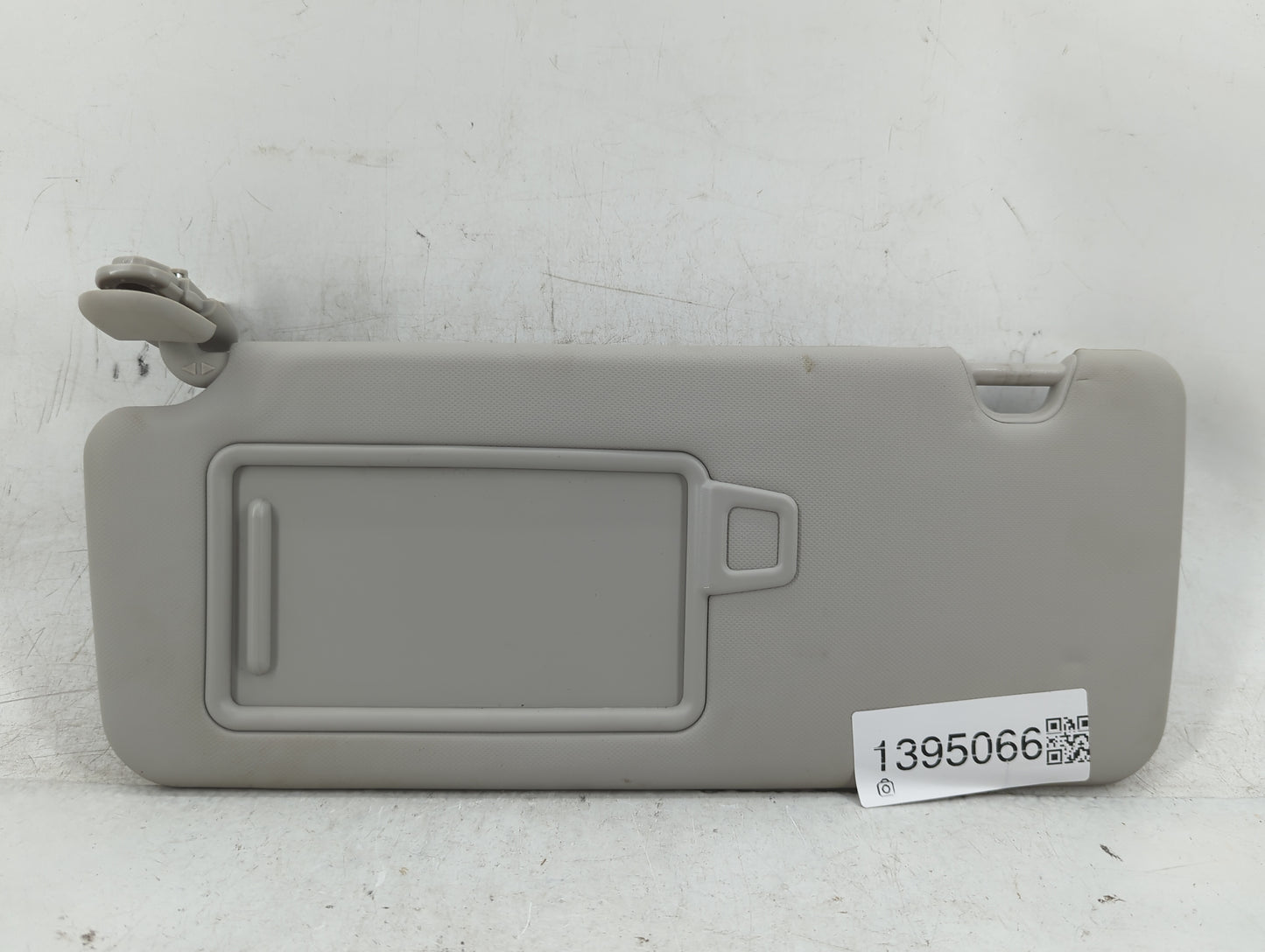 2022 Hyundai Tucson Sun Visor Shade Replacement Driver Left Mirror Fits OEM Used Auto Parts - Oemusedautoparts1.com