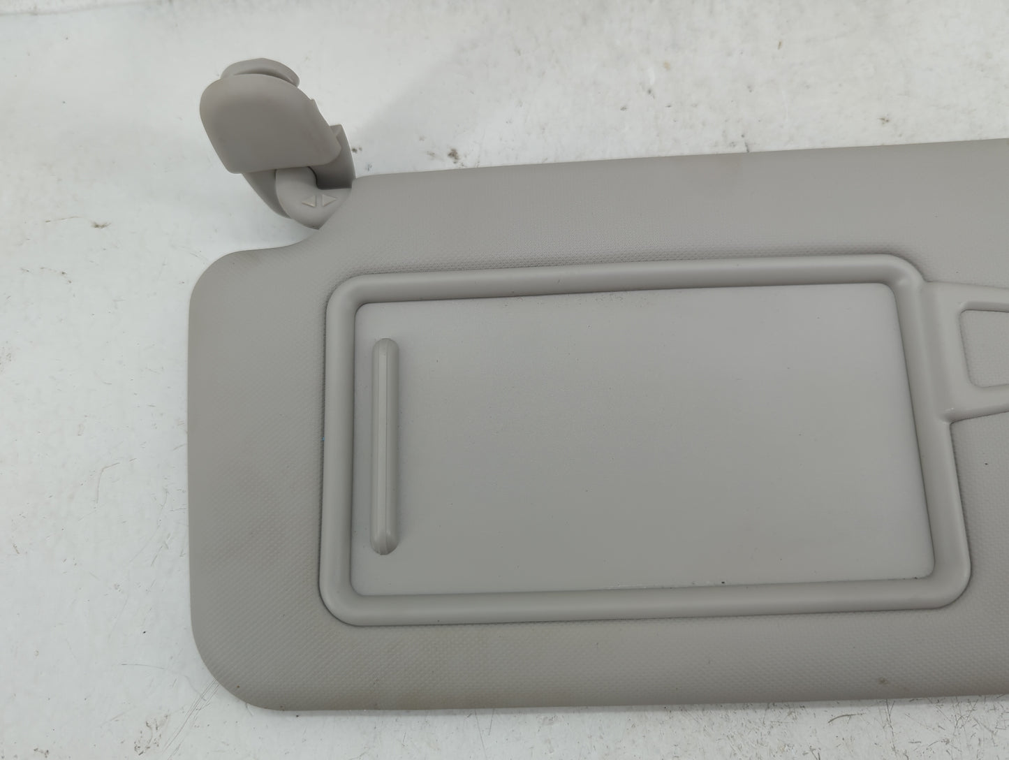 2022 Hyundai Tucson Sun Visor Shade Replacement Driver Left Mirror Fits OEM Used Auto Parts - Oemusedautoparts1.com