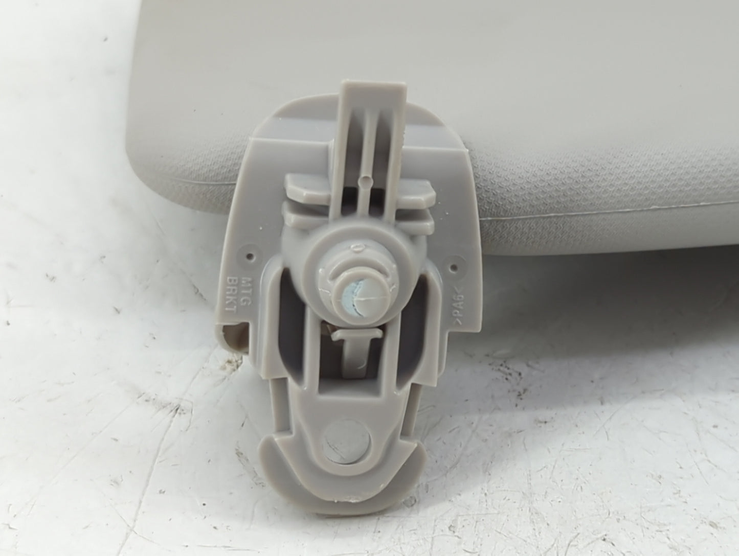 2022 Hyundai Tucson Sun Visor Shade Replacement Driver Left Mirror Fits OEM Used Auto Parts - Oemusedautoparts1.com