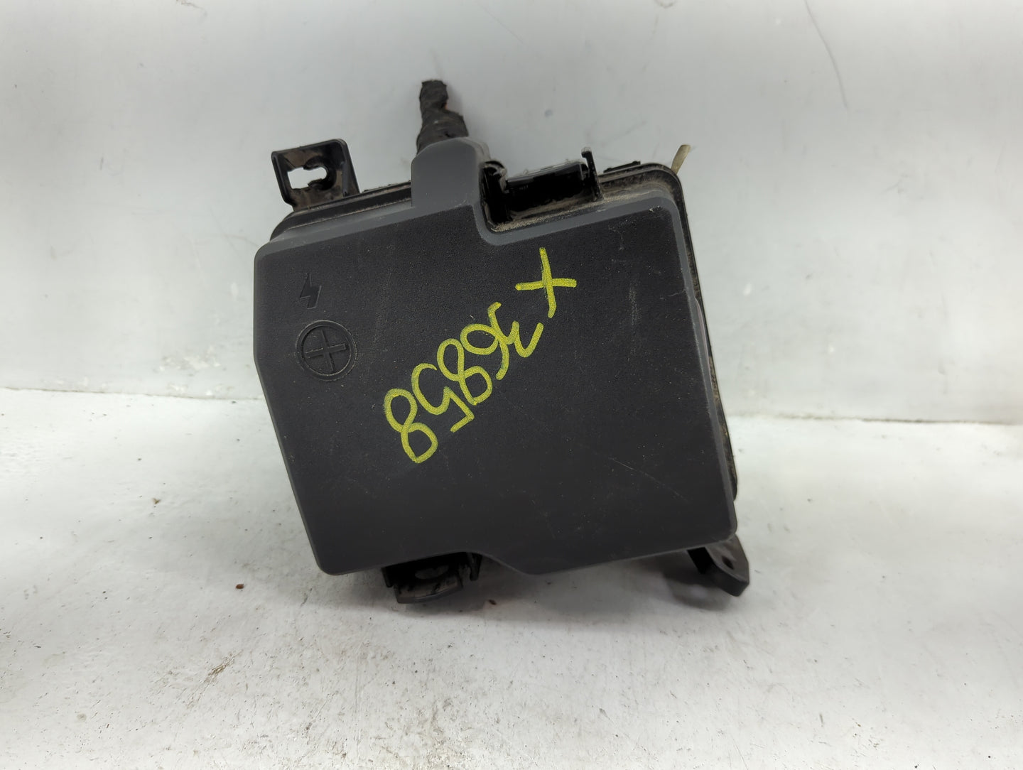 2022 Hyundai Tucson Fusebox Fuse Box Panel Relay Module Fits OEM Used Auto Parts - Oemusedautoparts1.com