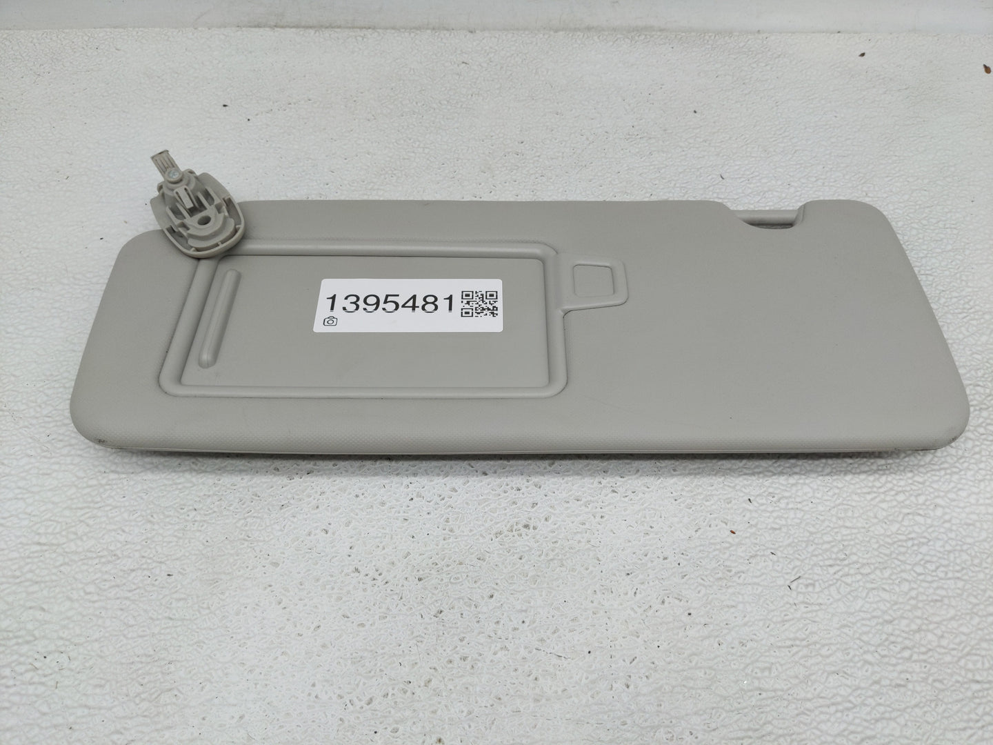2022 Hyundai Tucson Sun Visor Shade Replacement Driver Left Mirror Fits OEM Used Auto Parts - Oemusedautoparts1.com
