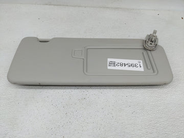 2022 Hyundai Tucson Sun Visor Shade Replacement Passenger Right Mirror Fits OEM Used Auto Parts