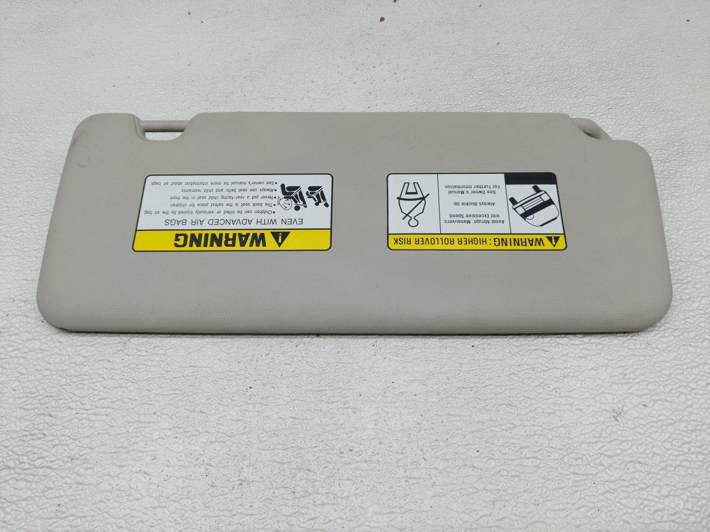 2022 Hyundai Tucson Sun Visor Shade Replacement Driver Left Mirror Fits OEM Used Auto Parts - Oemusedautoparts1.com