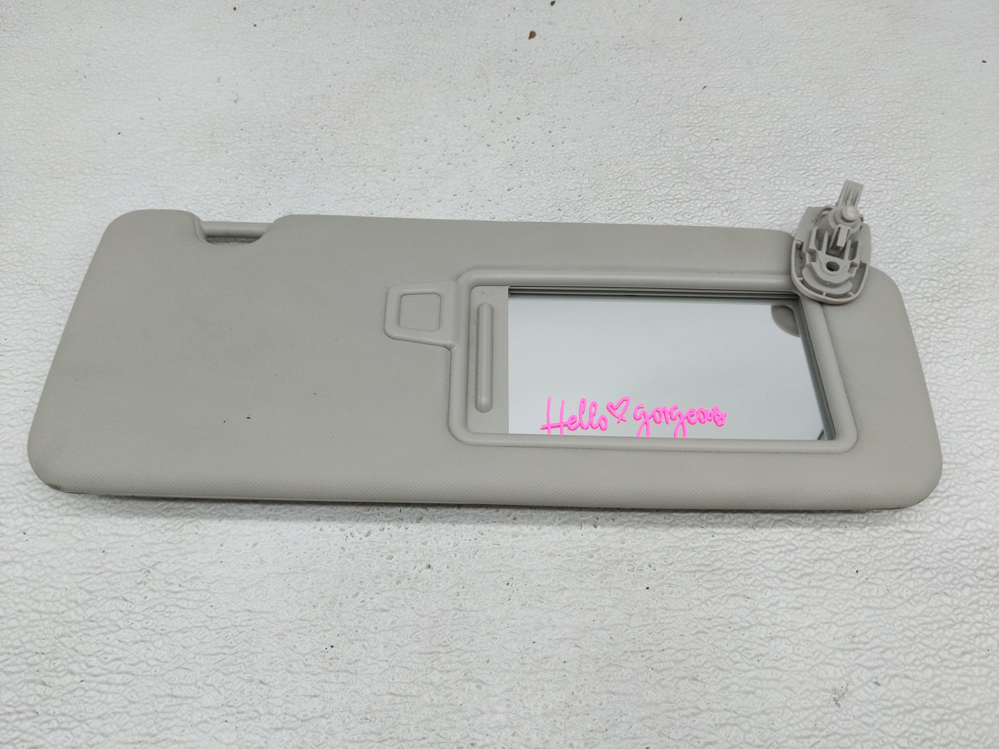 2022 Hyundai Tucson Sun Visor Shade Replacement Passenger Right Mirror Fits OEM Used Auto Parts - Oemusedautoparts1.com