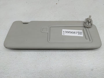 2022 Hyundai Tucson Sun Visor Shade Replacement Passenger Right Mirror Fits OEM Used Auto Parts