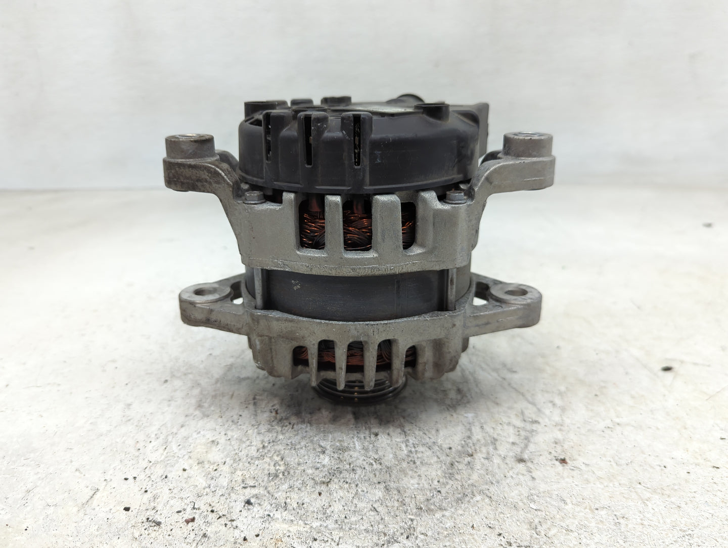 2022 Hyundai Tucson Alternator Replacement Generator Charging Assembly Engine OEM P/N:2723062 37300-2SGD1 Fits Fits 2020 202