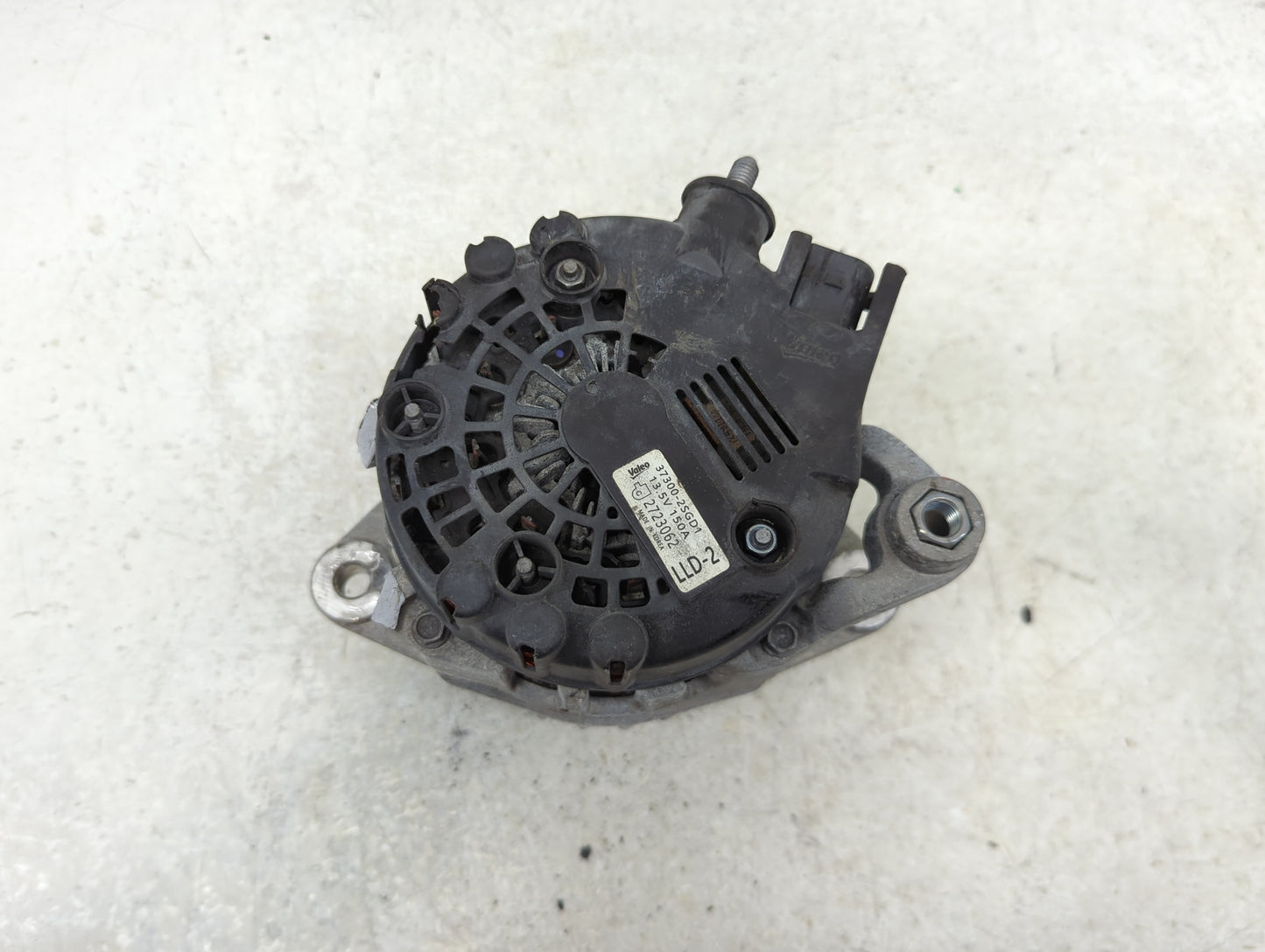 2022 Hyundai Tucson Alternator Replacement Generator Charging Assembly Engine OEM P/N:2723062 37300-2SGD1 Fits Fits 2020 202