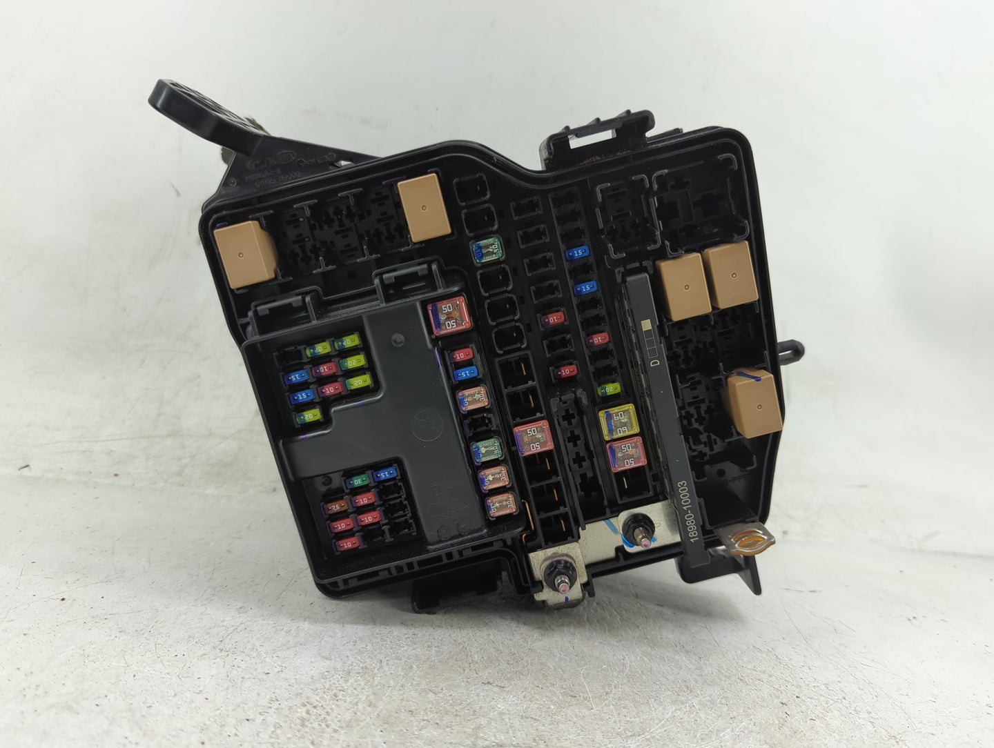 2022 Hyundai Tucson Fusebox Fuse Box Panel Relay Module P/N:919A5-N9000 Fits OEM Used Auto Parts - Oemusedautoparts1.com