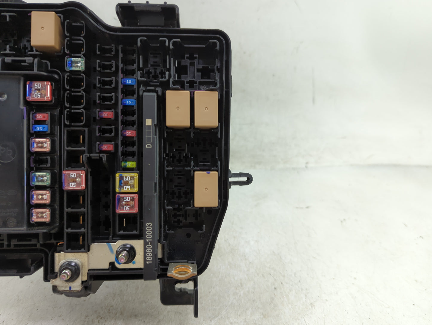 2022 Hyundai Tucson Fusebox Fuse Box Panel Relay Module P/N:919A5-N9000 Fits OEM Used Auto Parts - Oemusedautoparts1.com