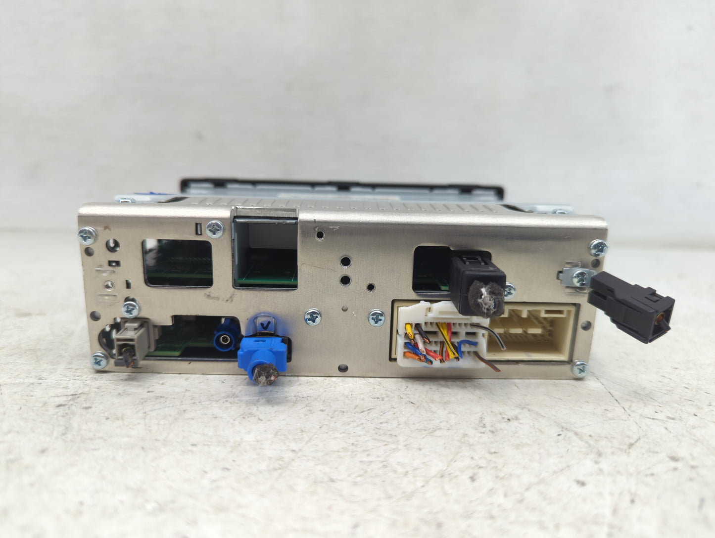 2022 Hyundai Tucson Radio AM FM Cd Player Receiver Replacement P/N:96160-CW010 Fits OEM Used Auto Parts - Oemusedautoparts1.