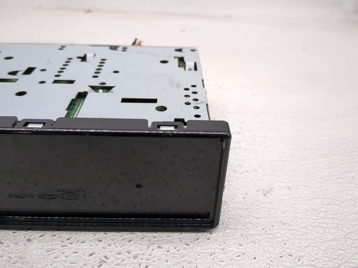 2022 Hyundai Tucson Radio AM FM Cd Player Receiver Replacement P/N:96160-CW010 Fits OEM Used Auto Parts - Oemusedautoparts1.