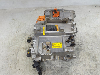 compare product 2022 Hyundai Tucson Hybrid DC Synergy Drive Power Inverter P/N:366003DBJ1 Fits OEM Used Auto Parts
