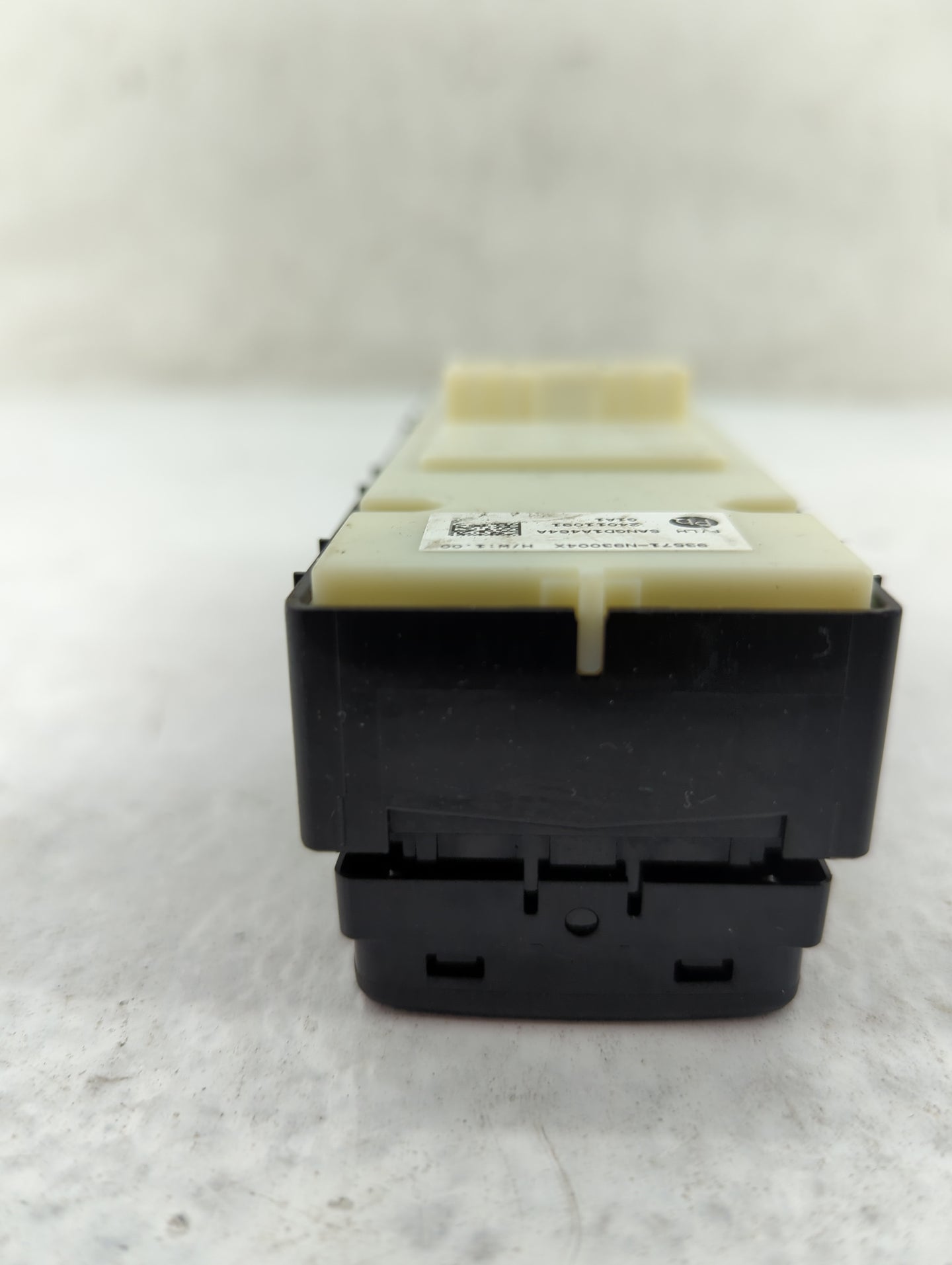 2022 Hyundai Tucson Master Power Window Switch Replacement Driver Side Left P/N:93571-N93004X SANGD1A464A Fits OEM Used Auto