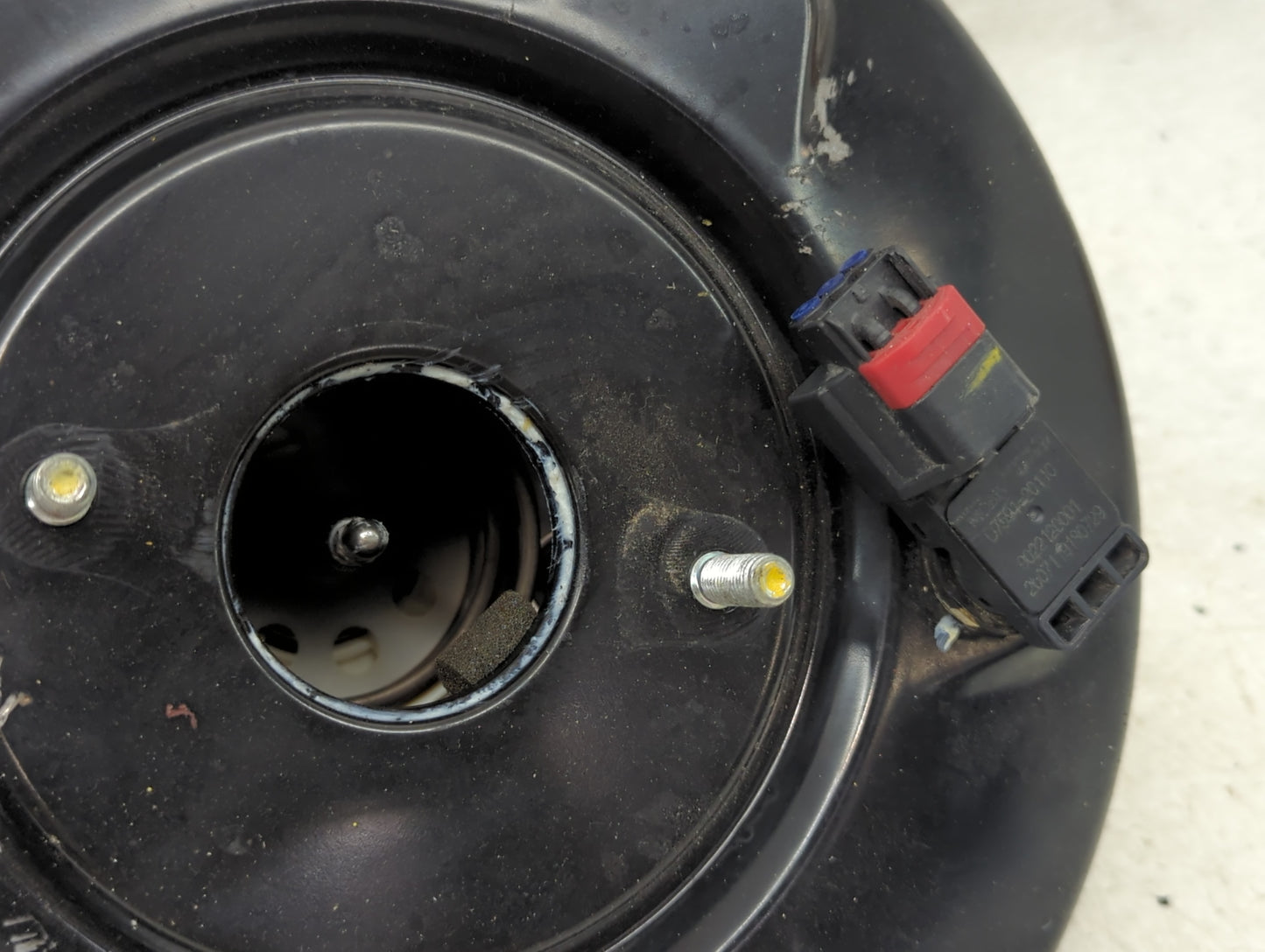 2022-2022 Hyundai Tucson Power Brake Booster Oem 1450549 - Oemusedautoparts1.com