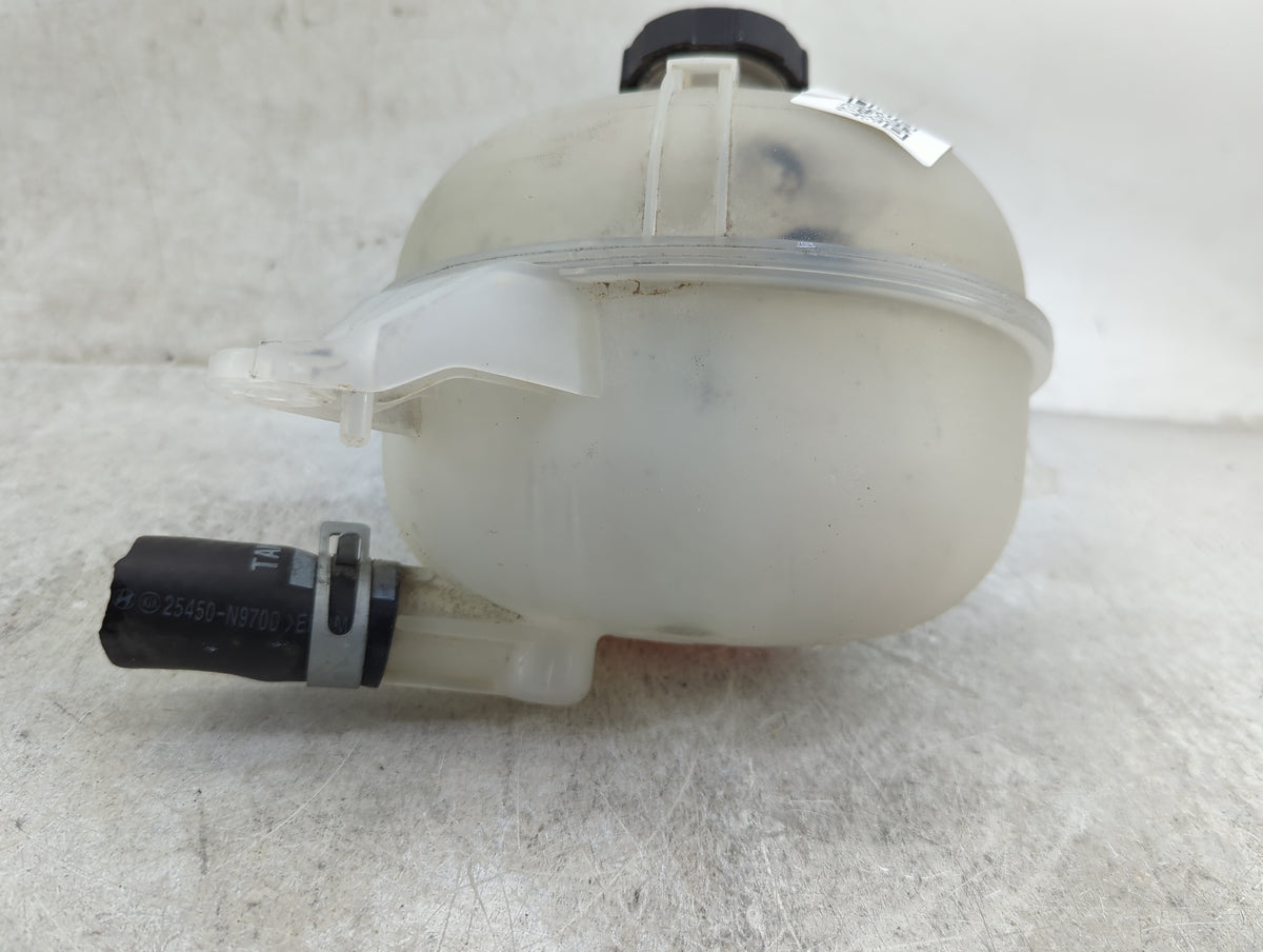 2022-2022 Hyundai Tucson Radiator Coolant Overflow Expansion Tank Bottle 1459934 - Oemusedautoparts1.com
