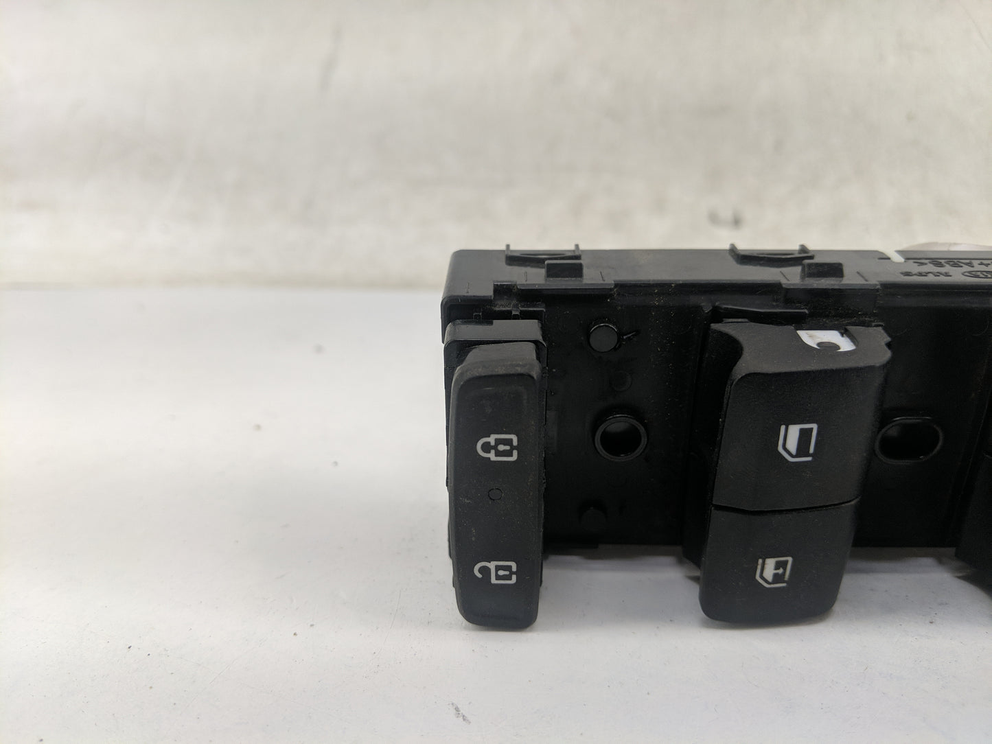 2022 Hyundai Tucson Master Power Window Switch Replacement Driver Side Left Fits OEM Used Auto Parts - Oemusedautoparts1.com